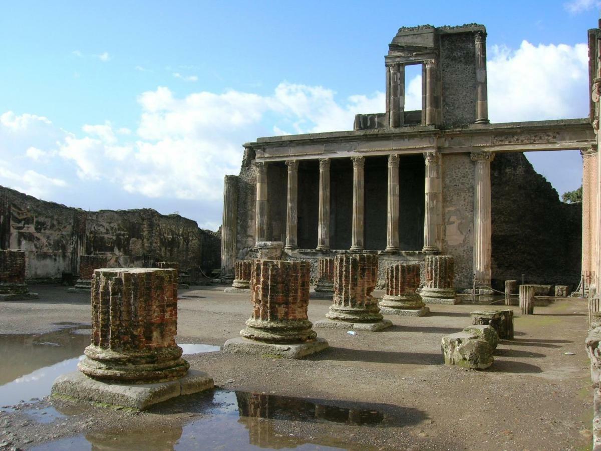 Апартаменти Tra Amalfi, Pompei, Paestum Салерно Екстер'єр фото